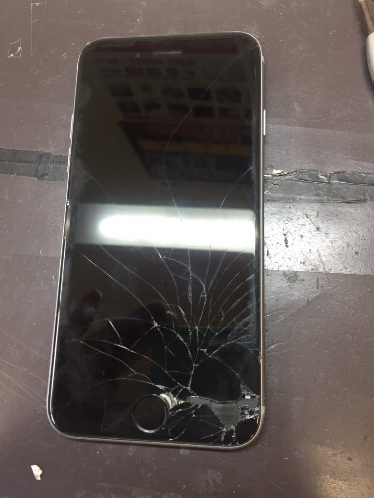 iPhone6破損画像