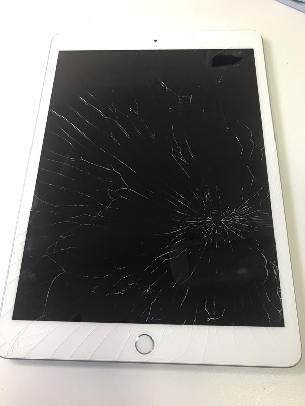 修理前iPad