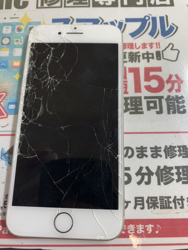 iPhone8修理前